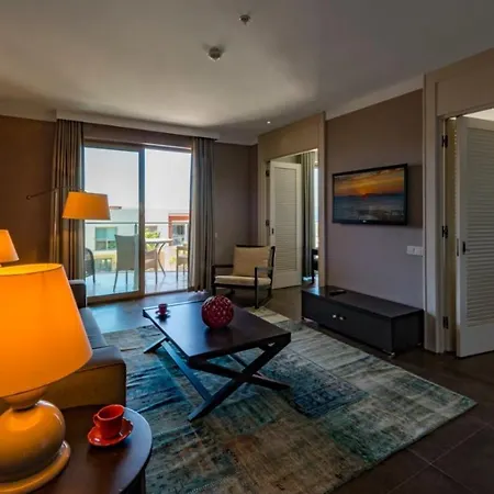 La Local Suites&Spa 4*