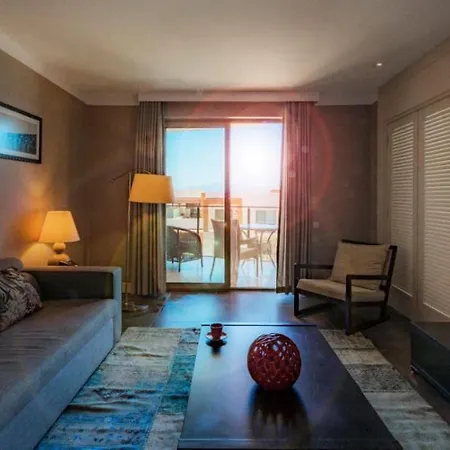 La Local Suites&Spa